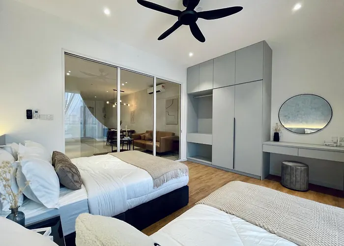 Quill Residence Luxury 3Pax Designer Suite By Hausome