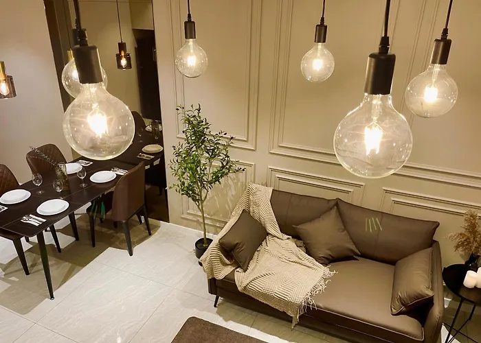 Quill Residence Luxury 3Pax Designer Suite By Hausome