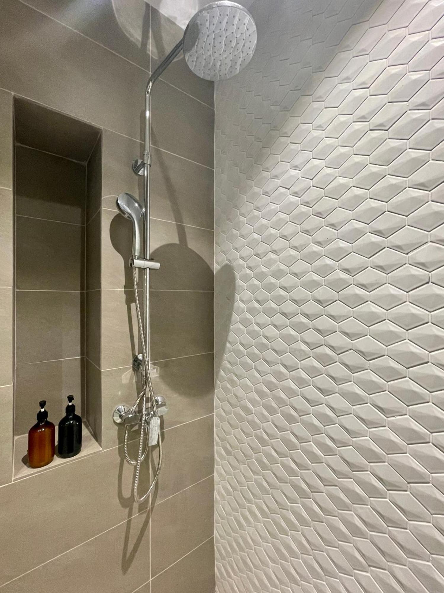 Apartment Quill Luxury 3pax Designer By Hausome *