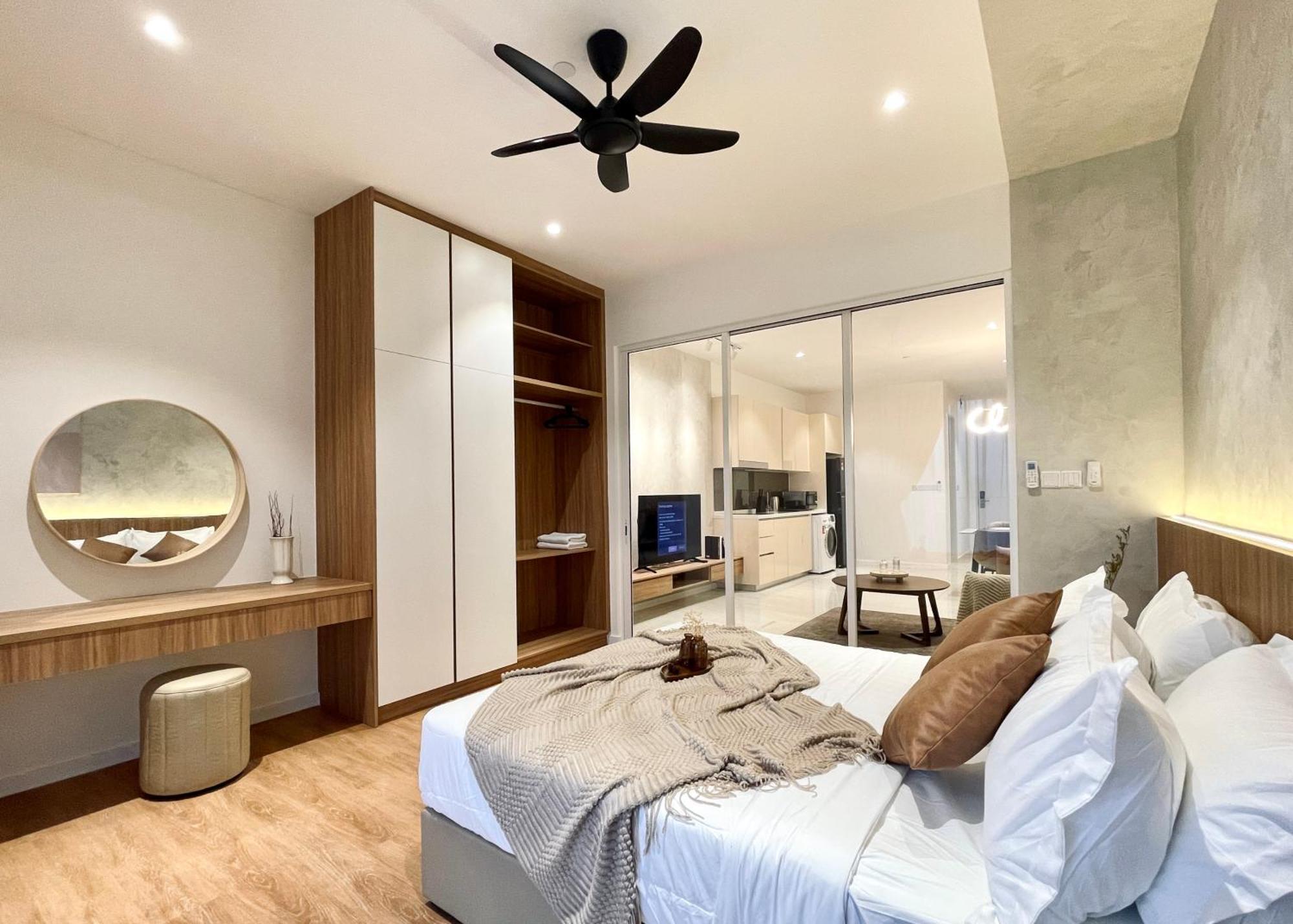 Apartment Quill Luxury 3pax Designer By Hausome *
