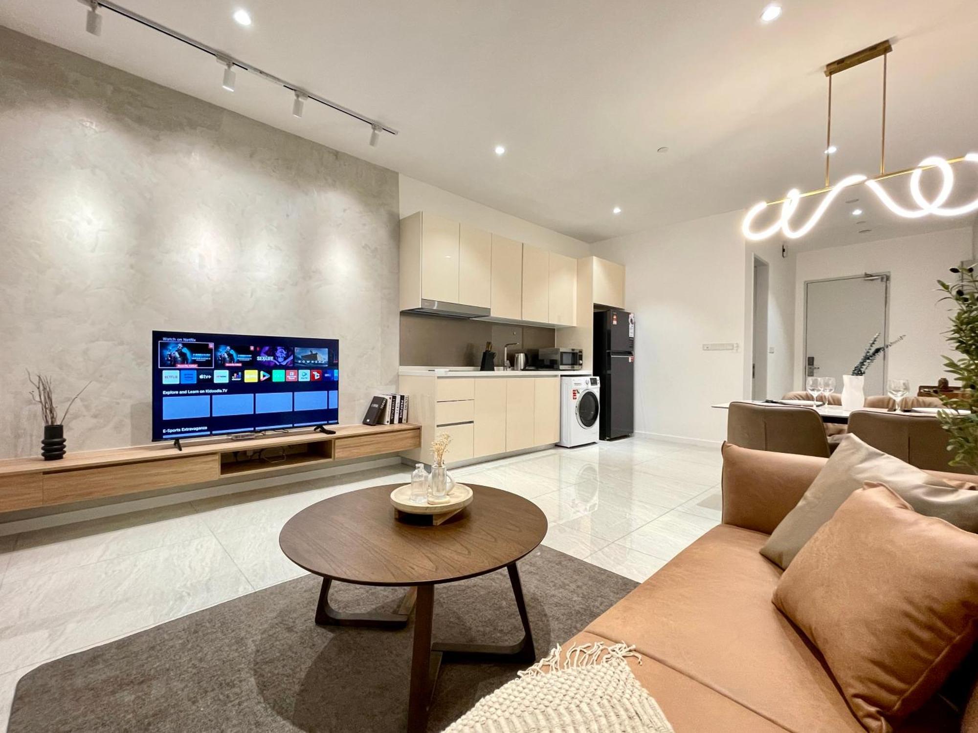 Apartemen Quill Luxury 3pax Designer By Hausome *