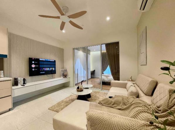 Quill Luxury 3pax Designer By Hausome Apartment
